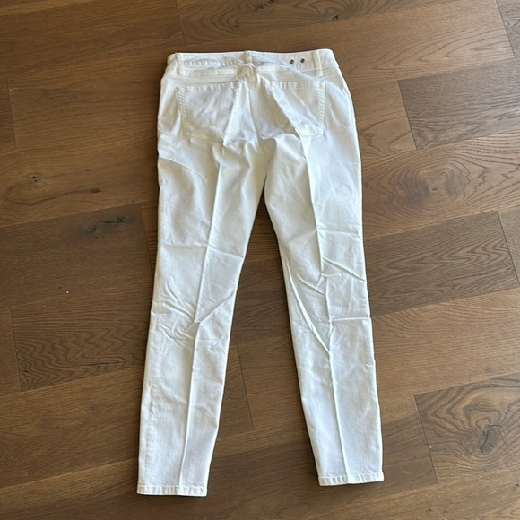 Cabi White Jeans - Size 6 - Perfect Holiday Staple!” - Picture 5 of 5